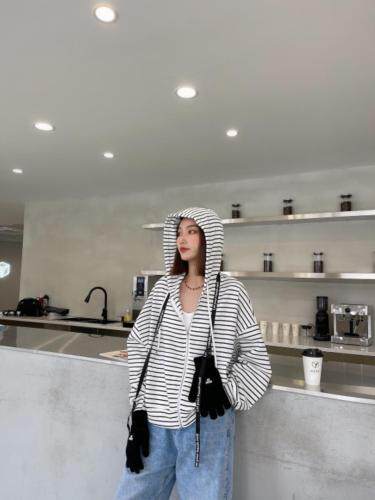 现货春季条纹外套，女装，卡希·米