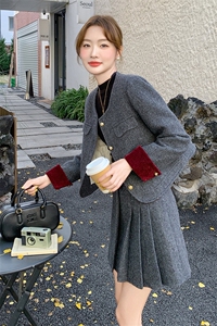 小香风羽绒套装女2025冬装新款气质小个子短外套a字裙两件套套装图片
