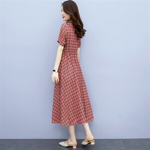 2021夏季新款简约气质圆领休闲舒适系带收腰显瘦棉麻连衣裙图片