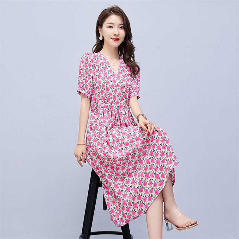 连衣裙2022年夏季潮流舒适简约时尚中长款圆领碎花,女装连衣裙,贵人树