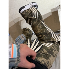 绿色
