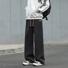 深灰色