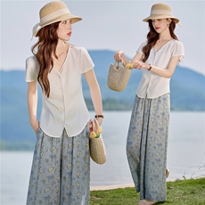 时尚天丝棉麻套装女2025夏新款通勤气质V领衬衫印花阔腿裤两件套，女装套装/套裙，微微衣阁