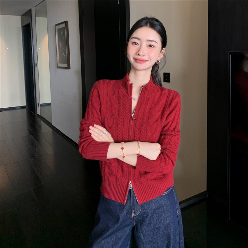 2025秋冬百搭时尚简约半高领麻花绞花针织衫,女装羊绒衫,玛卡隆羊绒