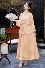 温柔橘粉色刺绣套装裙女2024夏季新款贵夫人盘扣上衣半身裙两件套，女装套装/套裙，尚娜萱