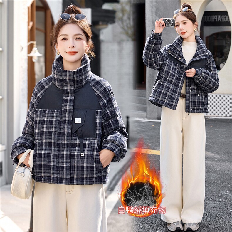 短款时尚立领格纹白鸭绒羽绒服,女装羽绒服,英标秀（1C119）