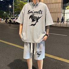 灰色