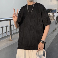 黑色