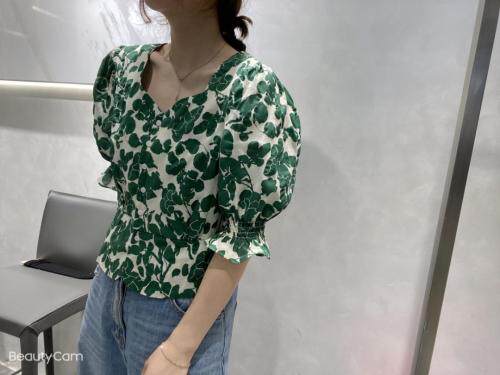 夏季新款时尚小衫，女装，壹彩