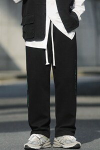 22/秋冬新款港风运动裤潮牌休闲裤潮流男裤直筒裤子男士K3319图片