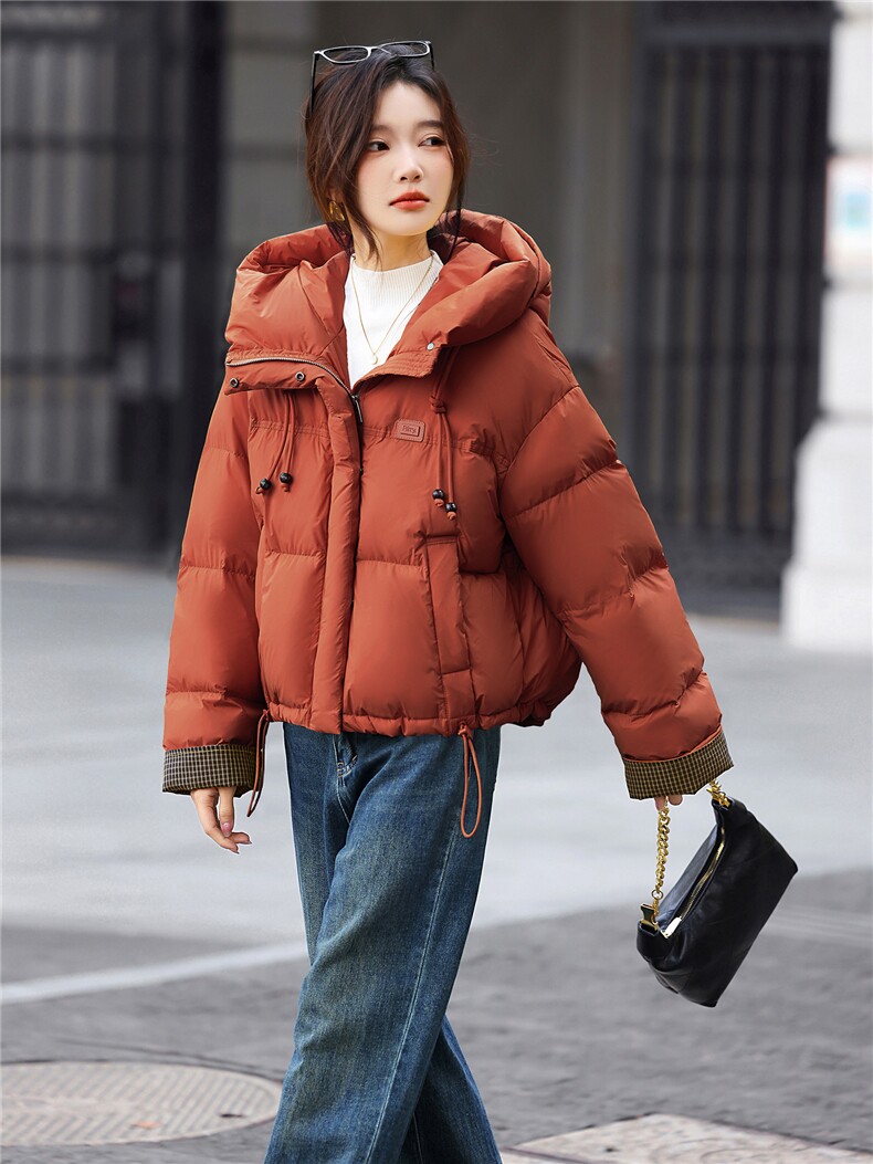 白鸭绒姜黄色羽绒服女短外套2025冬季新款小个子宽松百搭面包服,女装羽绒服,鑫源服饰