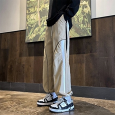 卡其色