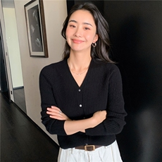 2025舒适百搭简约秋冬新款开衫针织衫羊绒长袖，女装羊绒衫，玛卡隆羊绒