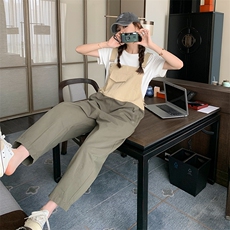 新品现货拼色复古工装绿色学院风背带裤2C075-127-P105K158，女装休闲裤，菡迪欧娜