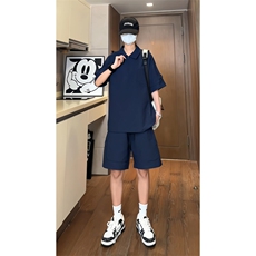 藏青色