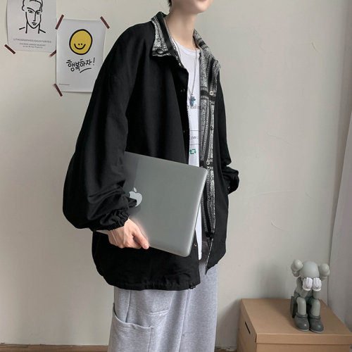 黑色