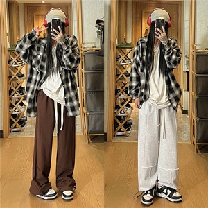 2026秋季新款毛边拼接贴袋抽绳卫裤女模 XZ604-KP81-P55控68图片