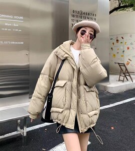 新款羽绒服图片