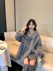 【依嘟】2025新款狐狸毛领蝴蝶结高级感斗篷羊毛外套(配可拆，女装双面呢大衣，依嘟服饰