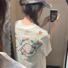 白色