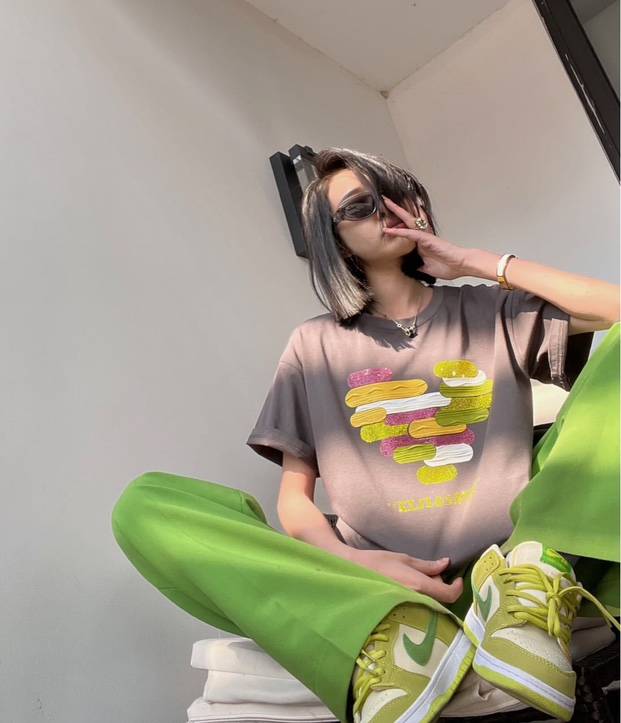 彩点钻短袖圆领T恤,女装T恤,艾涵o