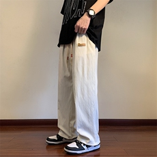 米白色