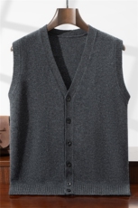 2025年秋冬季男士羊毛马甲V领宽松型青春流行商务休闲羊毛衫，男装背心/马甲，星纬羊绒