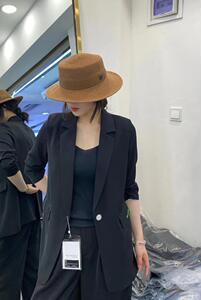 超显气质的一款西服外套，女神款图片