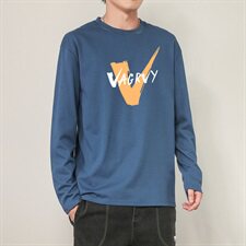 深蓝色