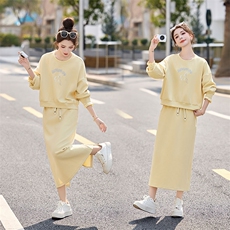 条纹披肩卫衣裙子套装女春季2026新款设计感洋气显瘦半身裙两件套，女装套装/套裙，浙宝029