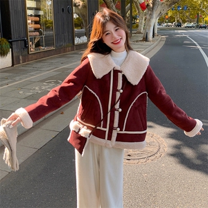 酒红色海军领设计麂皮绒皮毛一体羊羔毛外套女秋冬2025新款厚棉服图片
