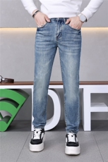 秋冬新款水洗潮牌简约弹力牛仔裤男修身小脚休闲百搭长裤，男装牛仔裤，电商D218