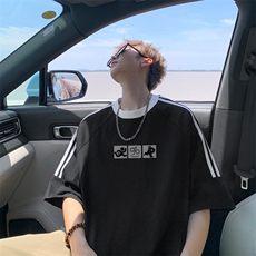 黑色