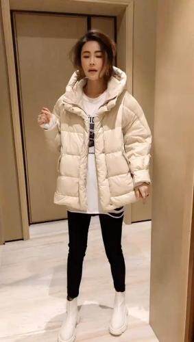 连帽短羽绒外套,女装,晶晶