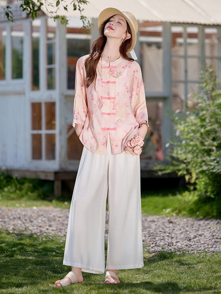 新中式天丝棉麻套装女2026夏季新款粉色印花盘扣衬衫阔腿裤两件套,女装套装/套裙,水衣源