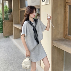甜美休闲浅灰色T恤短裙套装女夏季小个子两件套今年流行爆款超火，女装套装/套裙，2C090