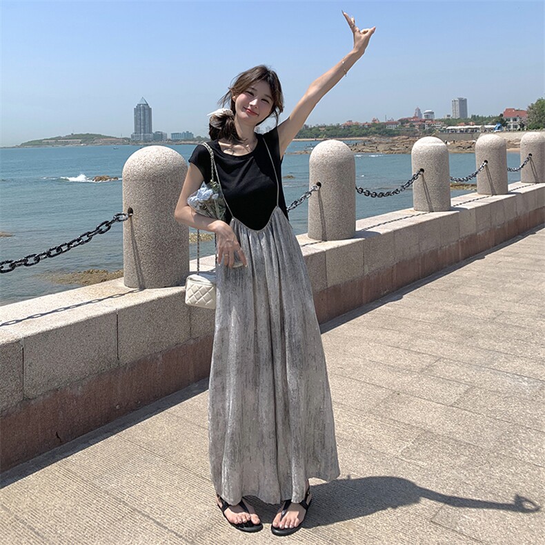 洋气吊带裤套装女夏季2025新款时尚炸街韩系T恤阔腿拖地裤两件套图片