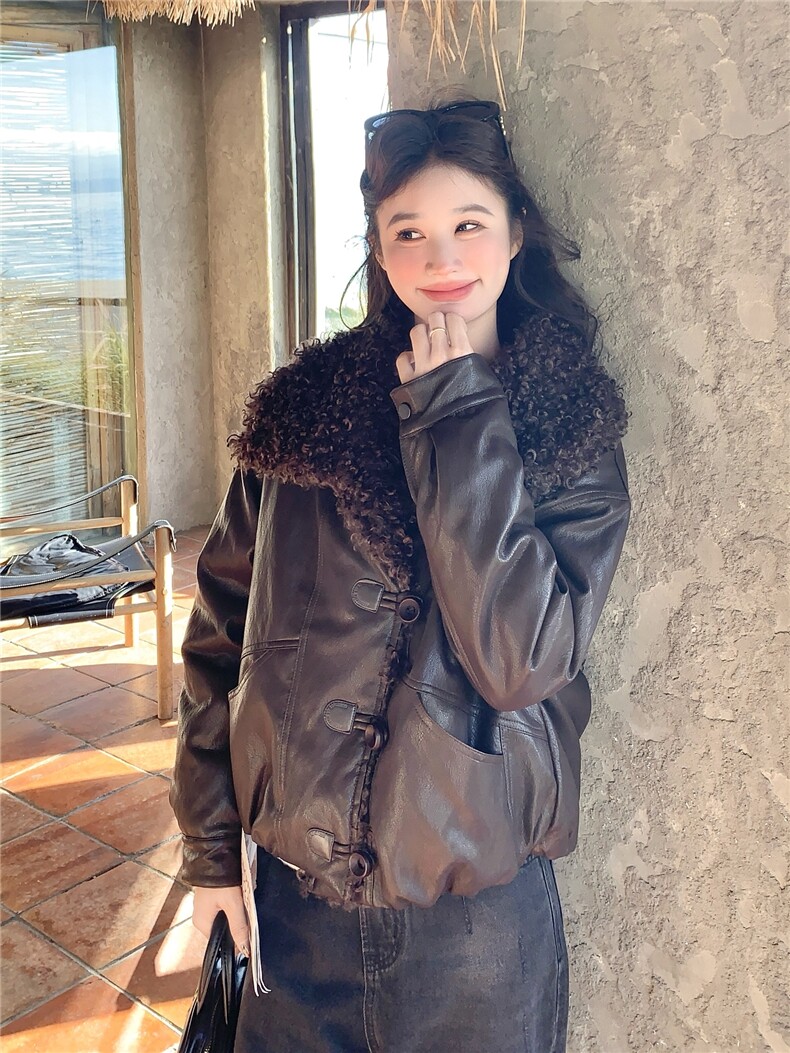 美拉德巨好看蛋白皮衣羽绒服女2025冬季新款双子星高端高级外套,女装羽绒服,艾米莉亚