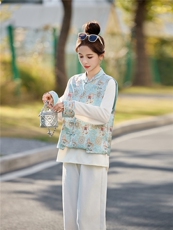 现货！2026春装新款新中式复古刺绣马甲上衣两件套，女装套装/套裙，魅影
