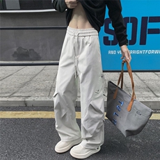 米灰色
