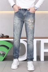 四季潮款轻奢欧货水洗牛仔裤男拔印破洞修身小脚休闲长裤，男装牛仔裤，电商D218