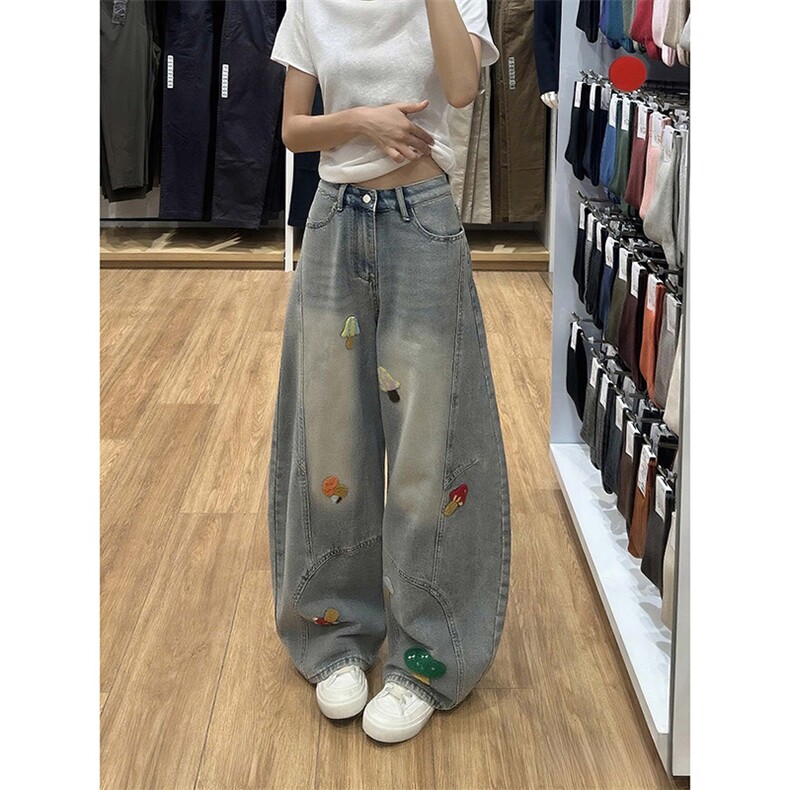 网图A2386P55-美式复古弯刀阔腿牛仔裤男女卡通刺绣设计感裤子,男装牛仔裤,电商B241