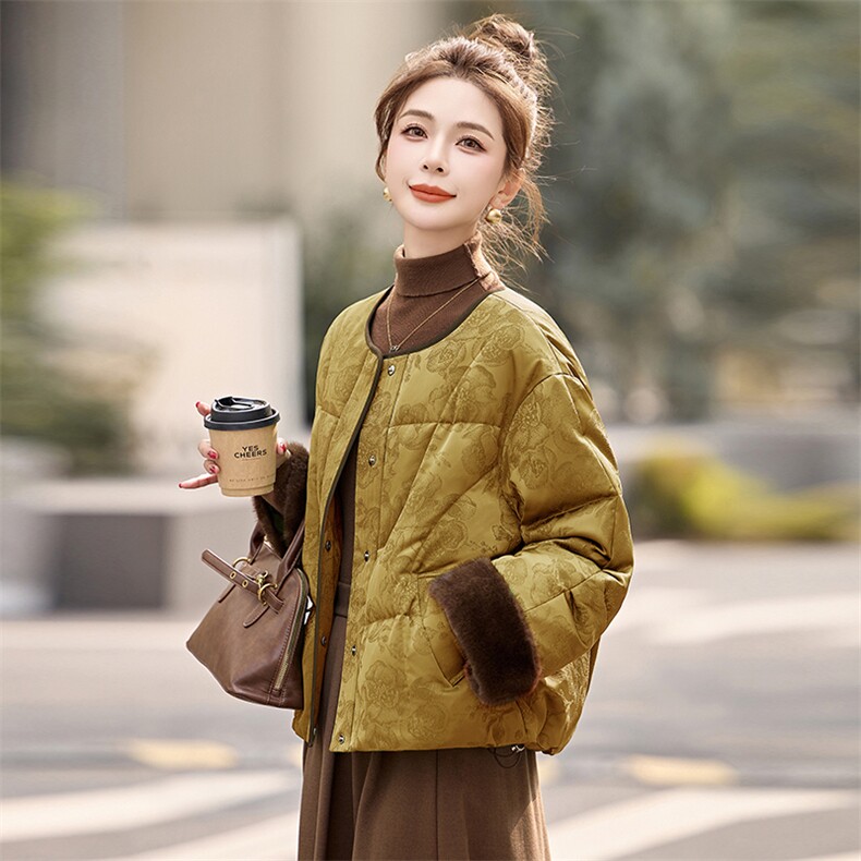 新中式g风提花羽绒服女2025冬季新款时尚拼接白鸭绒短款外套,女装羽绒服,沁沁公主