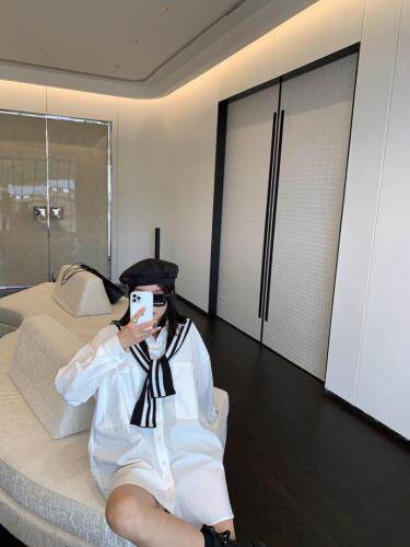 韩版条纹披肩衬衫，女装衬衫，红头发儿