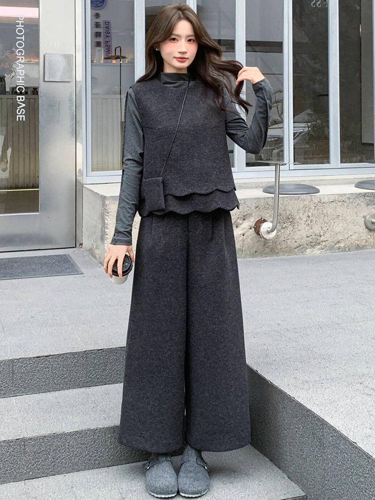 2026年春季法式时尚潮流舒适洋气带高级感磨毛呢马甲三件套裤,女装套装/套裙,超帛