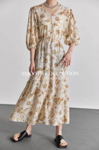 花连衣裙，女装连衣裙，SMOOTH