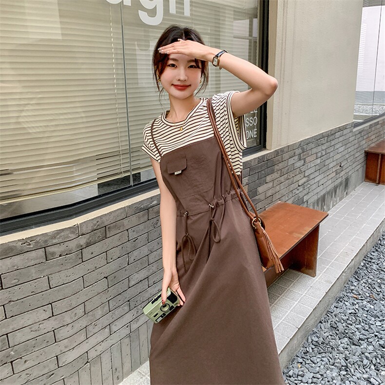 条纹拼接假两件连衣裙女2024年夏季新款今年流行时尚收腰气质裙子,女装连衣裙,辉之琳