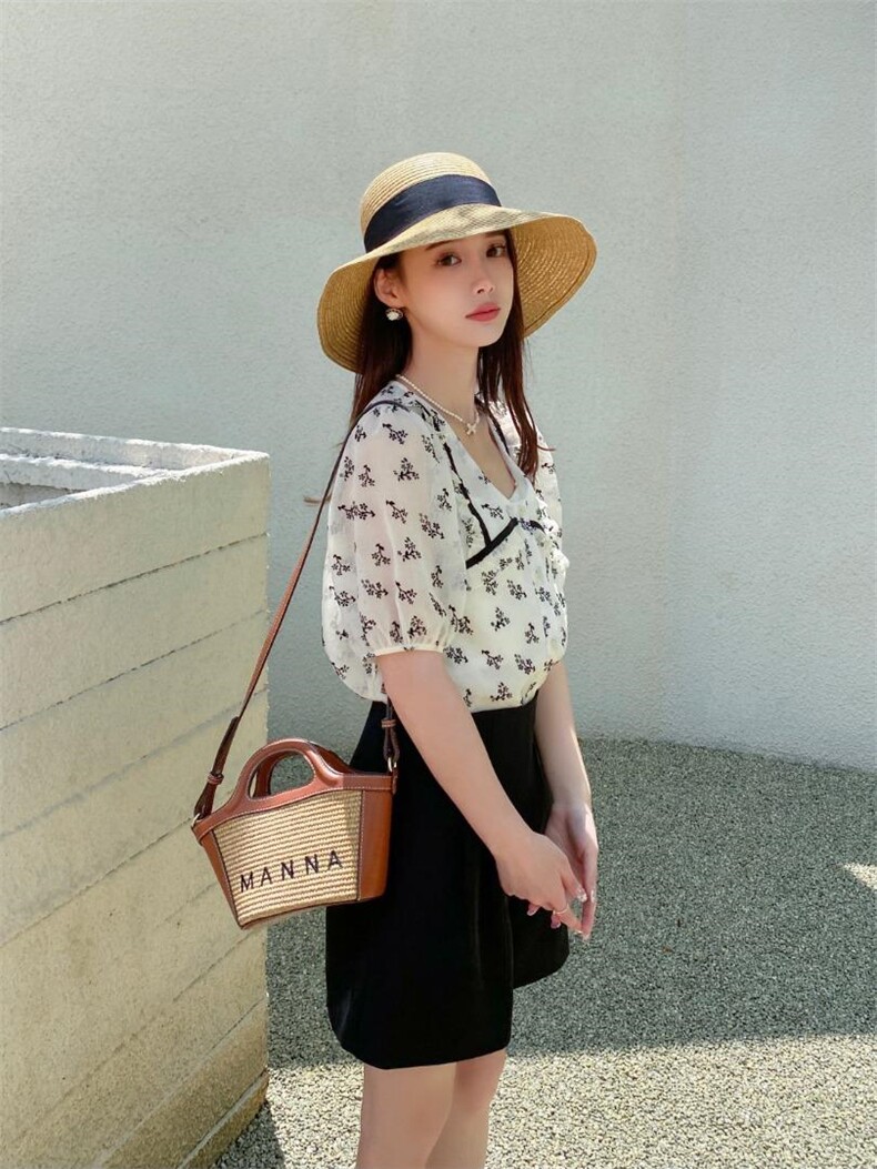 夏季新款小衫，其它，咔绣