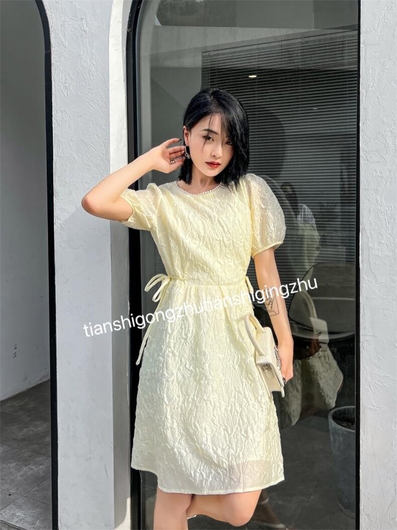 提花重工艺设计连衣裙，女装连衣裙，天使公主