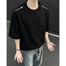 黑色